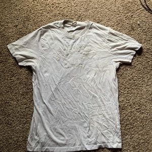 White Hollister tee shirt